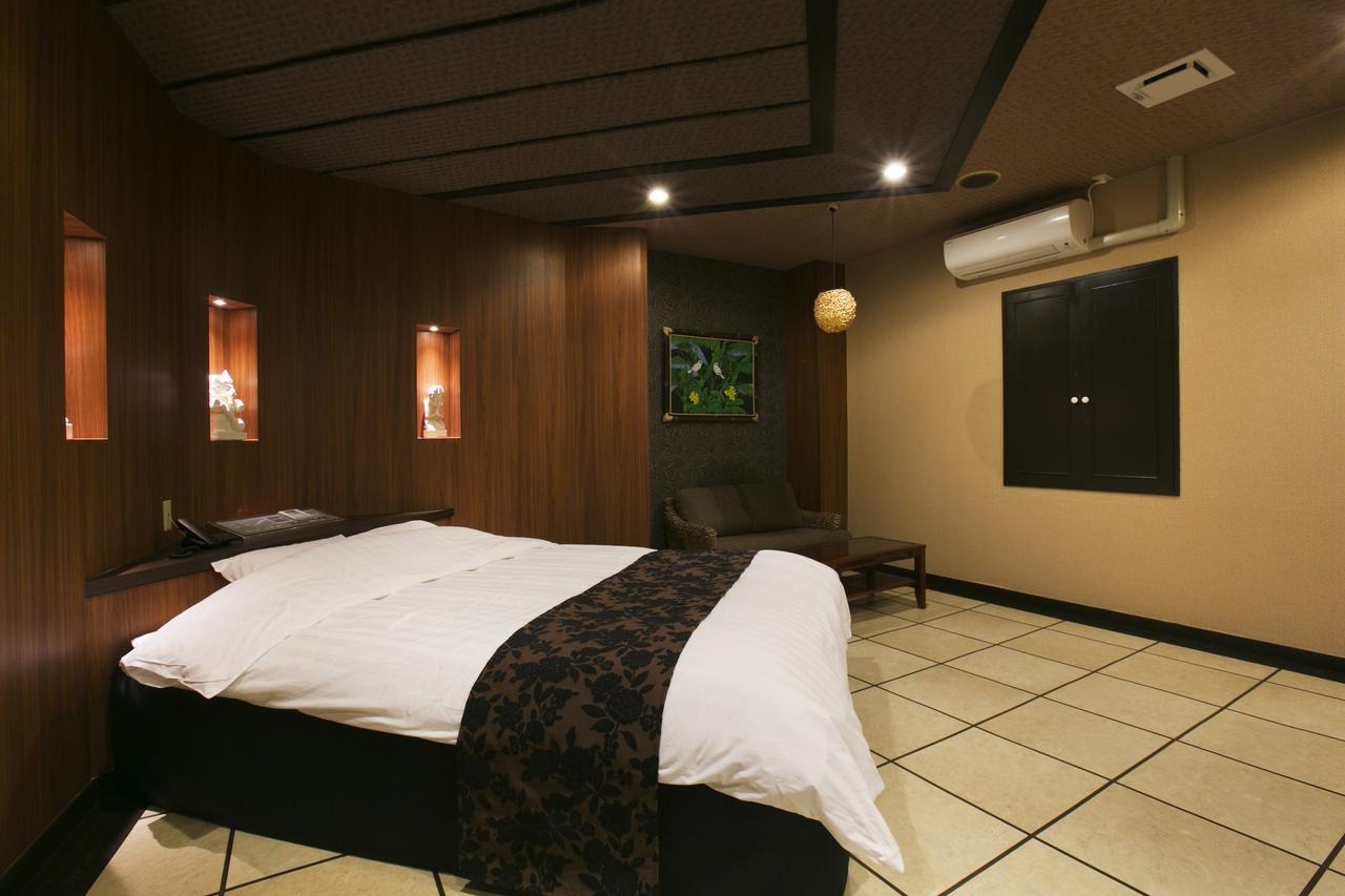 Hotel Atlantis Higashi Osaka (Adults Only) Ngoại thất bức ảnh